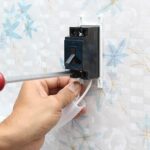Cách đấu dây điện bình nóng lạnh, cách lắp aptomat dây chống giật
