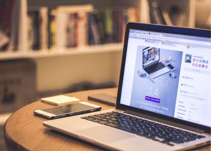 Website ngày càng phổ biến trong học tập và làm việc