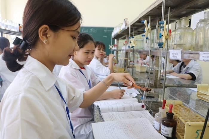 chương trình đào tạo cao đẳng dược