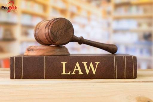 Ngành luật ở Mỹ chú trọng đào tạo kiến thức, kỹ năng chuyên sâu về pháp luật, pháp lý - EduPath