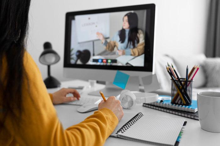 Có nên đăng ký học thạc sỹ tiếng Anh online? 1